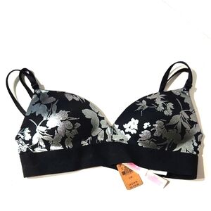 NWT! PINK Victoria's Secret Black and Silver Floral Bra SIZE 32B